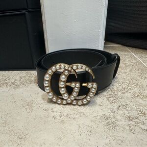 Gucci GG Pearl Belt. Used in good condition.